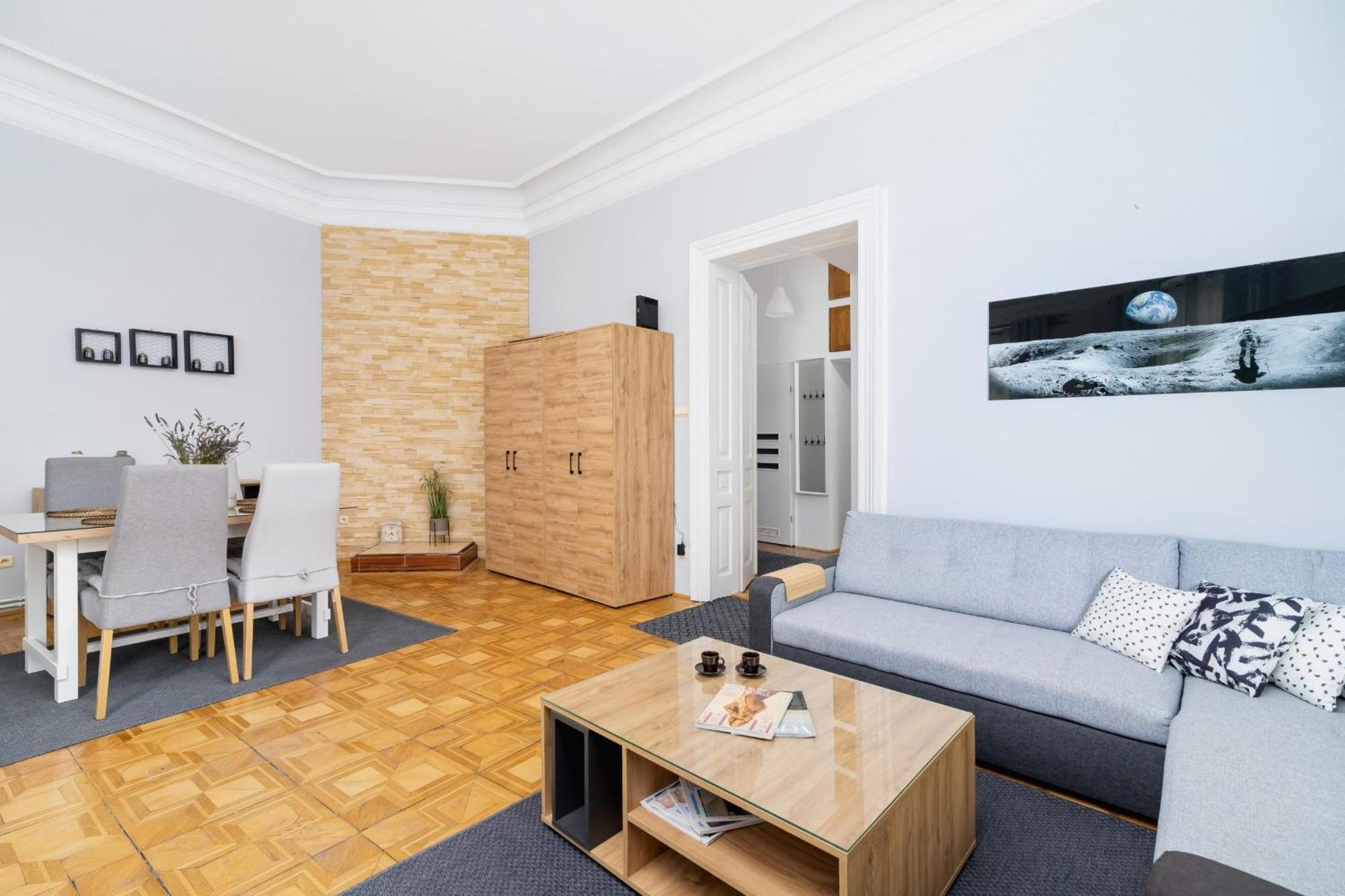 Podwale Uj Downtown Cracow By Renters