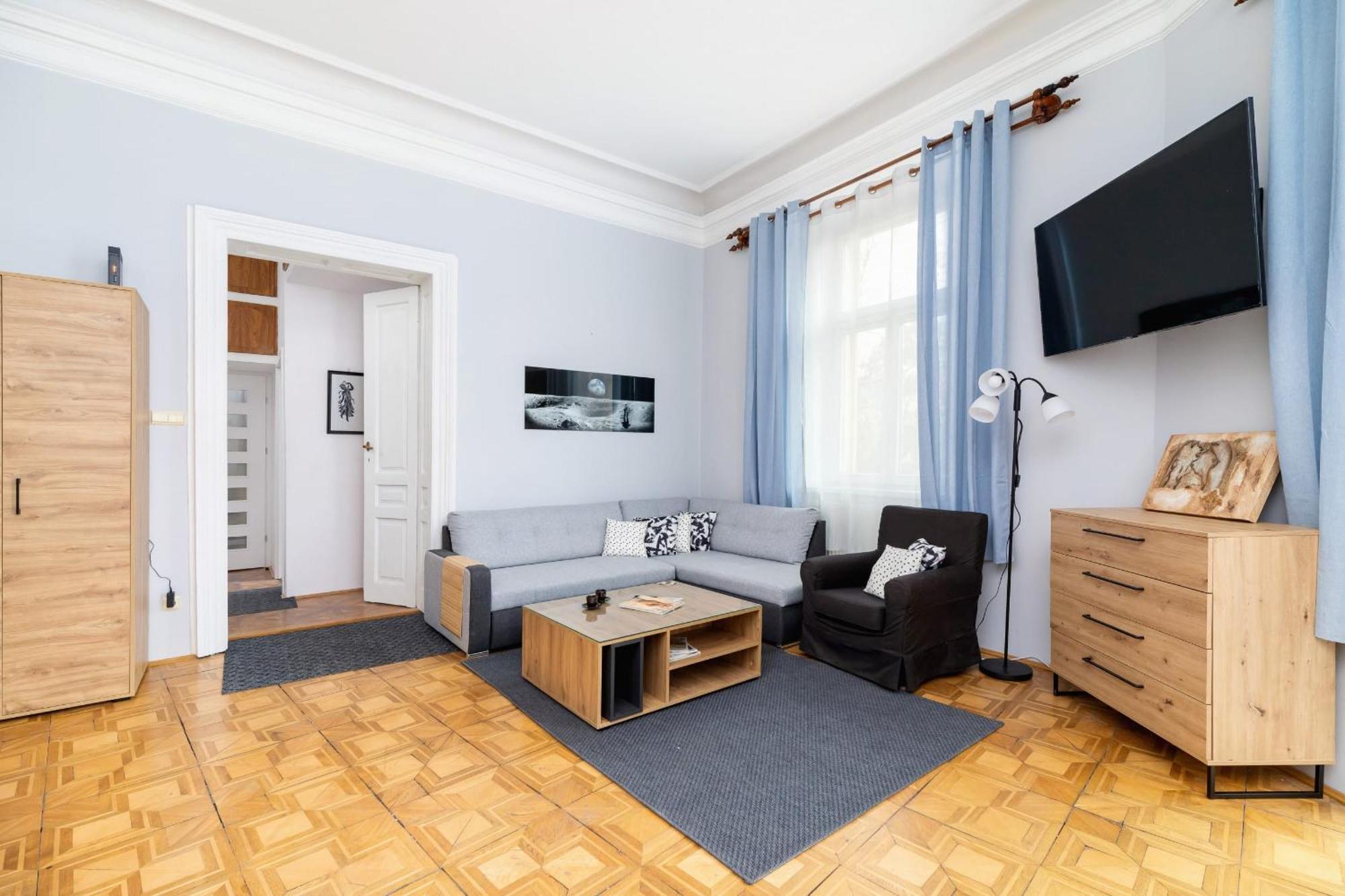 Podwale Uj Downtown Cracow By Renters *